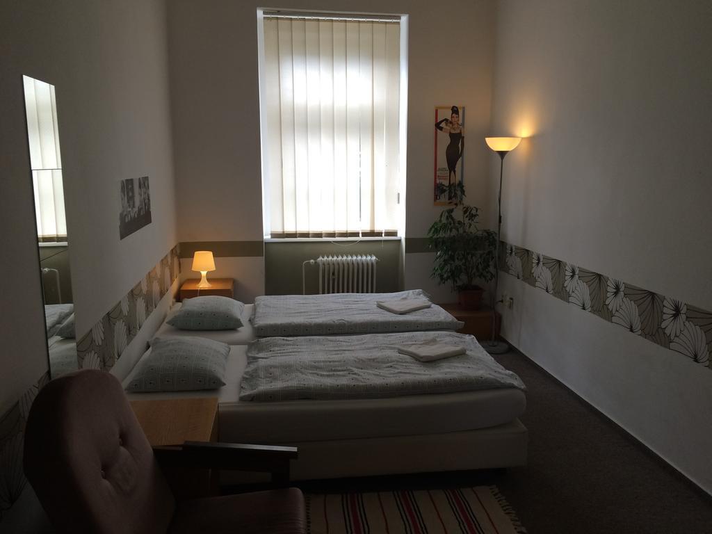 Charles Square Hostel Prag Eksteriør billede