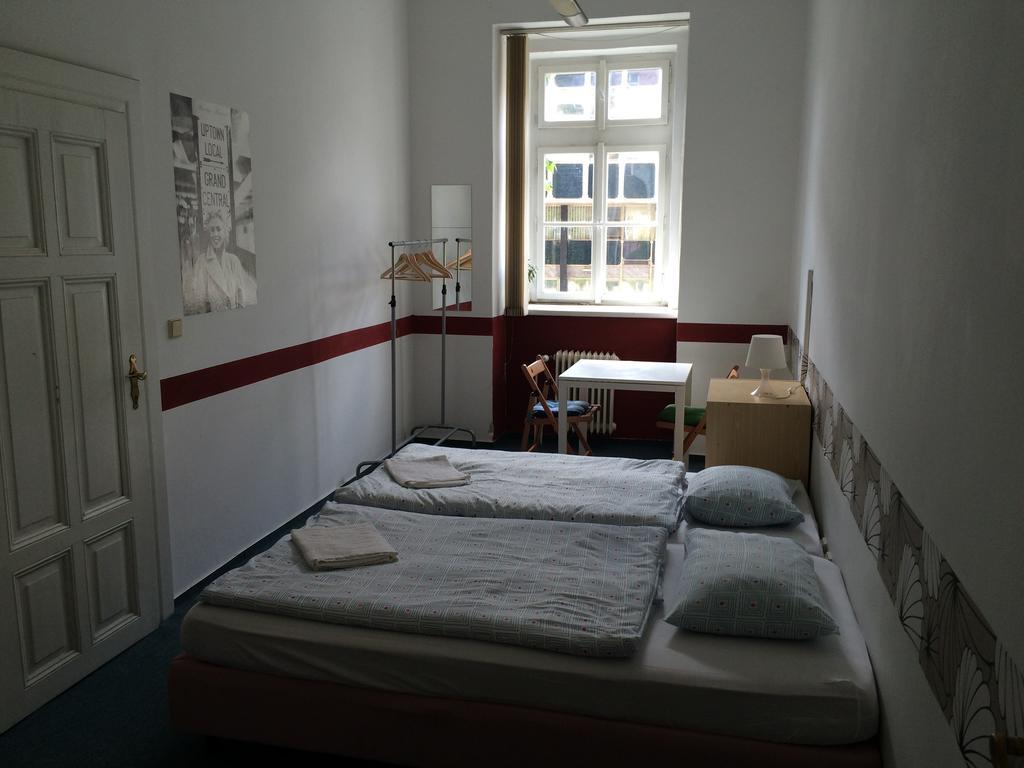 Charles Square Hostel Prag Eksteriør billede