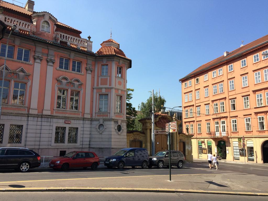 Charles Square Hostel Prag Eksteriør billede